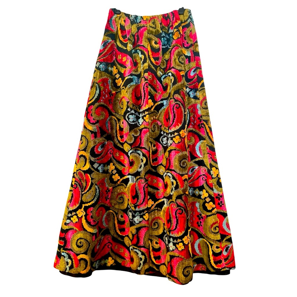 Beverly Paige Size 6 Vintage Chenille Floral Maxi Skirt